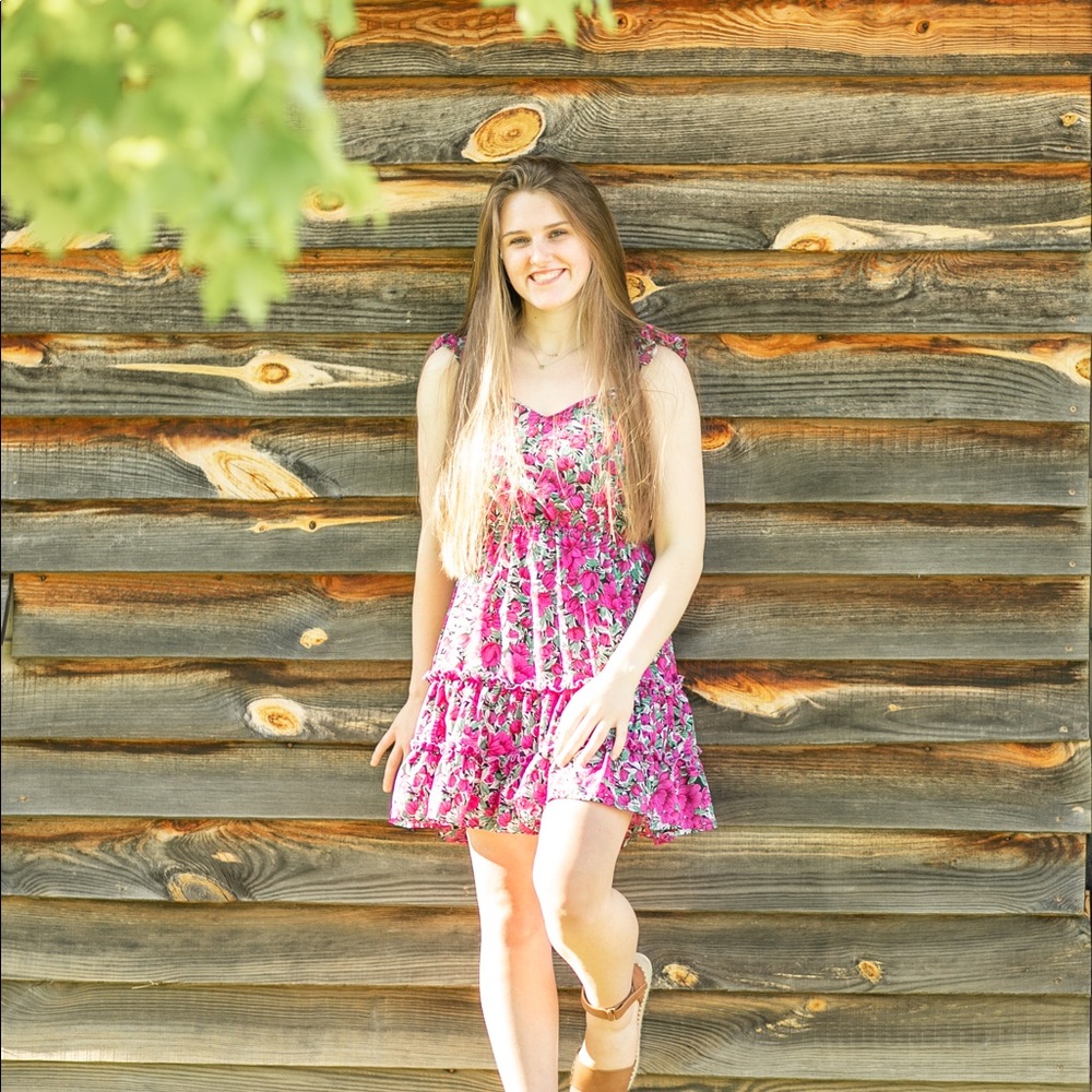 Meet your Posher, Abbi